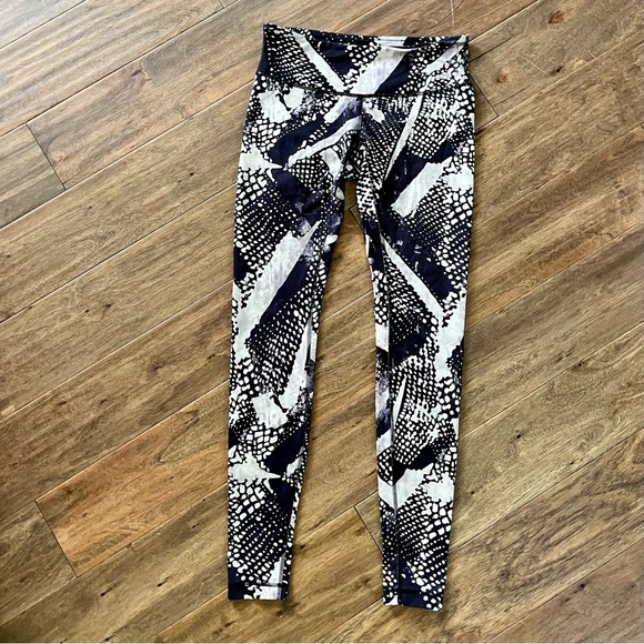 Lululemon Wunder Under Crop III Static Mist - Picture 3 of 7